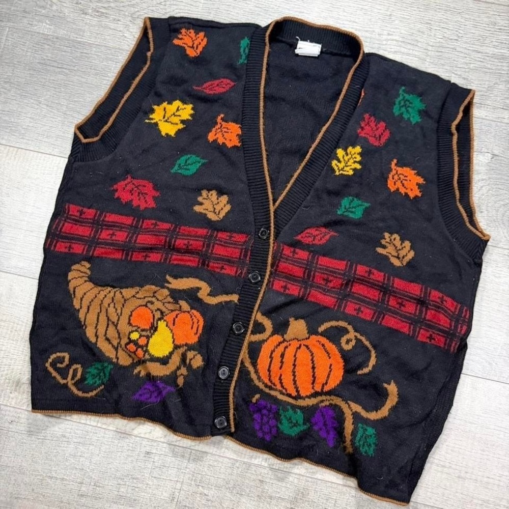 Women's vintage 90s cottage core Indy, grandma core pumpkin fall autumn vest - Picture 2 of 6